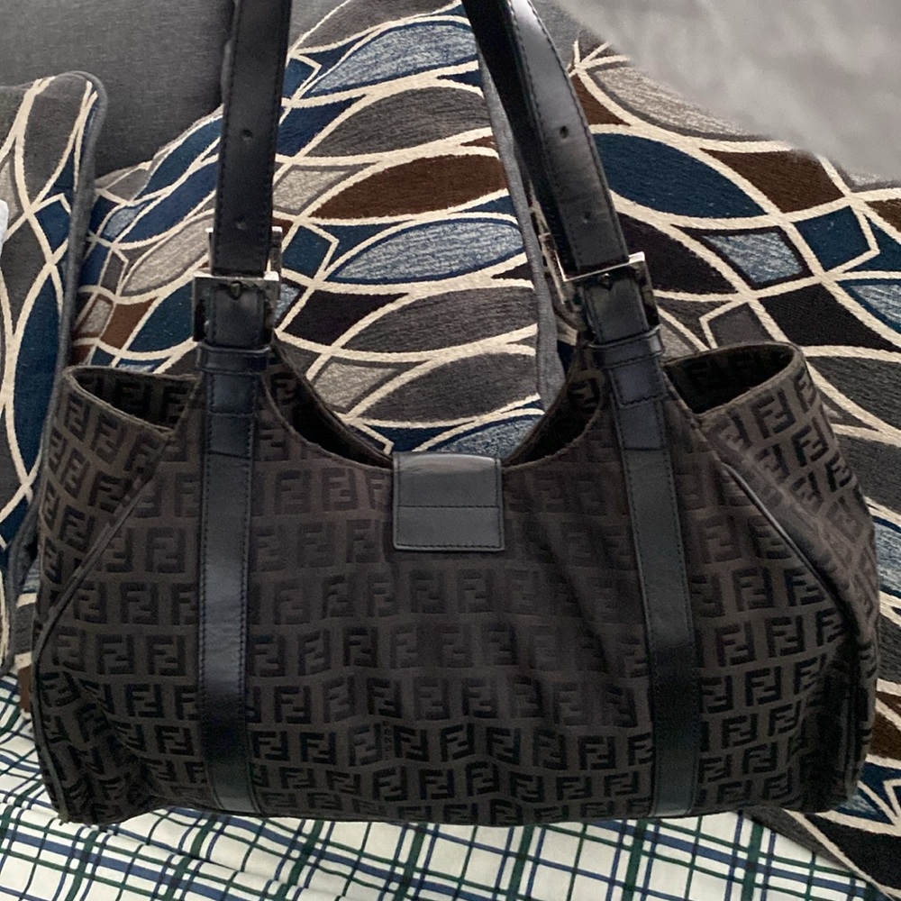 FENDI Vintage Rare Shoulder Bag - Picture 2 of 11